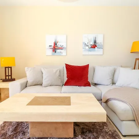 Apartment Malibu B3 Luxury 2br By Rafleys, Paronamic Sea Views *