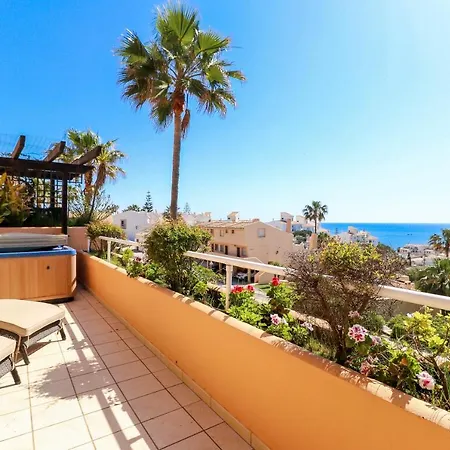 Malibu B3 Luxury 2br By Rafleys, Paronamic Sea Views Apartment