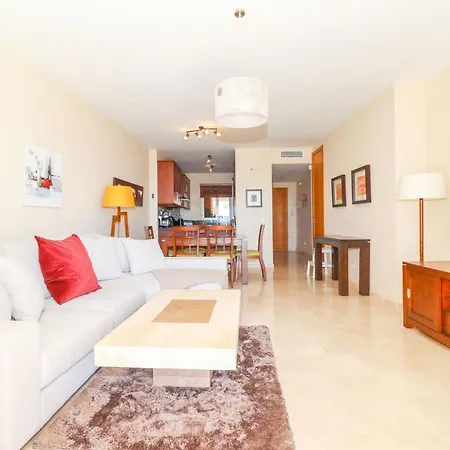 Malibu B3 Luxury 2br By Rafleys, Paronamic Sea Views Appartamento