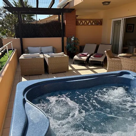 Malibu B3 Luxury 2br By Rafleys, Paronamic Sea Views Malaga